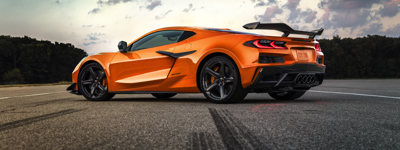 2023 CHEVROLET CORVETTE Z06 ELEVATES THE AMERICAN SUPERCAR