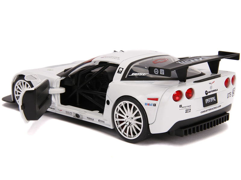 2005-corvette-c6-r-3-olivier-beretta-white-bigtime-muscle-1-24-diecast