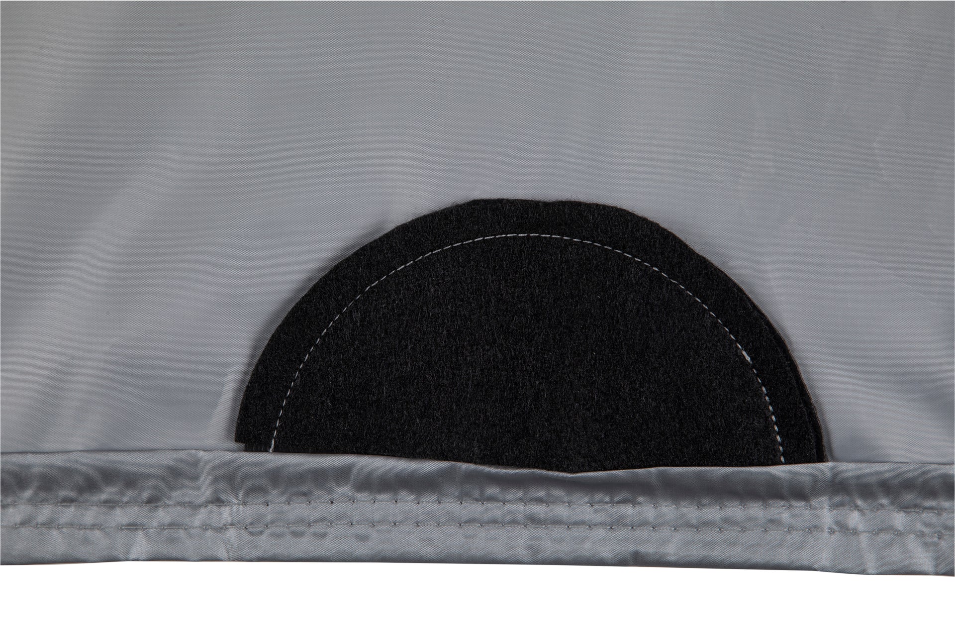 c6-corvette-reflectect-outdoor-car-cover