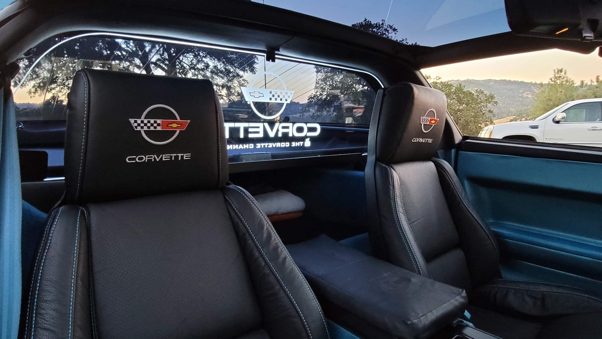 c4-corvette-coupe-wind-restrictor-glow-plate