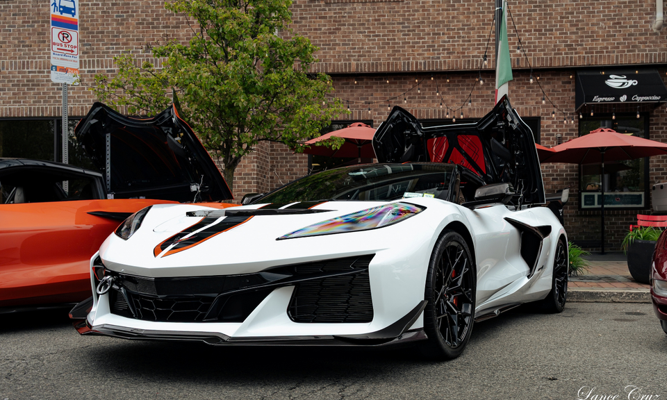 Fan Friday: Al Guagenti's 2026 Arctic White C8 ZR1 Convertible