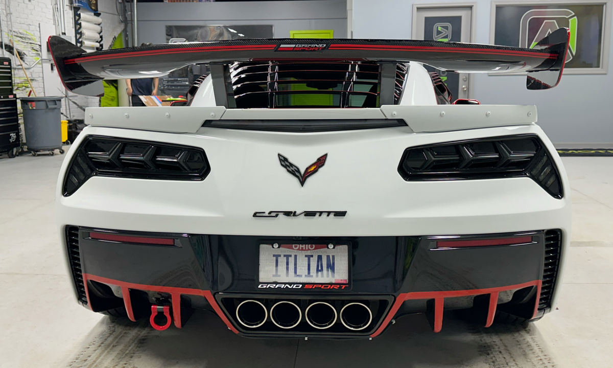 Fan Friday: Gary Archdeacon's 2019 Arctic White C7 Grand Sport