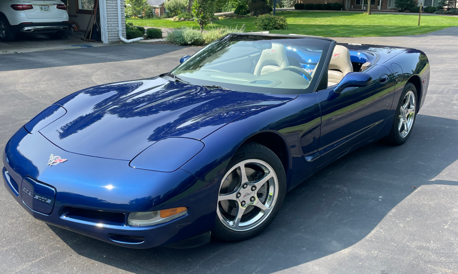 Fan Friday: Gary Tolman's 2004 Le Mans Blue C5 Commemorative Edition Convertible