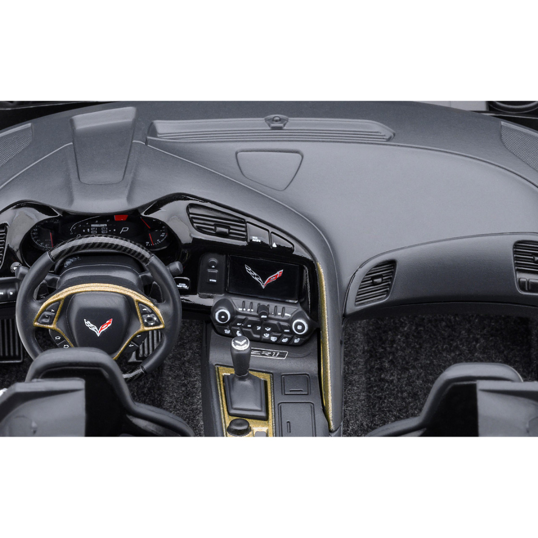 2019-chevrolet-corvette-zr1-c7-sebring-orange-tintcoat-1-18-model-car-by-autoart