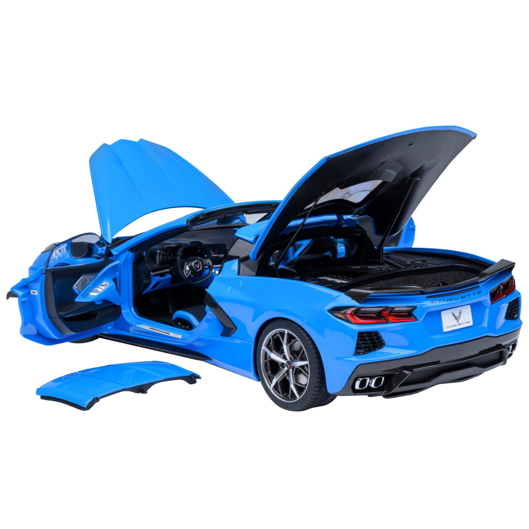 2020 Chevrolet Corvette C8 Stingray Rapid Blue 1/18 Model Car
