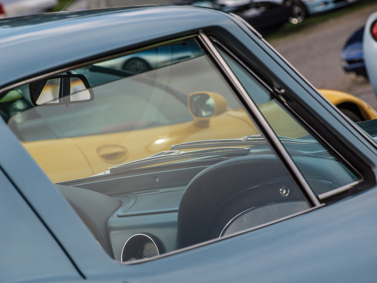 Coupe-Door-Glass---Clear,-RH-22221-Corvette-Store-Online