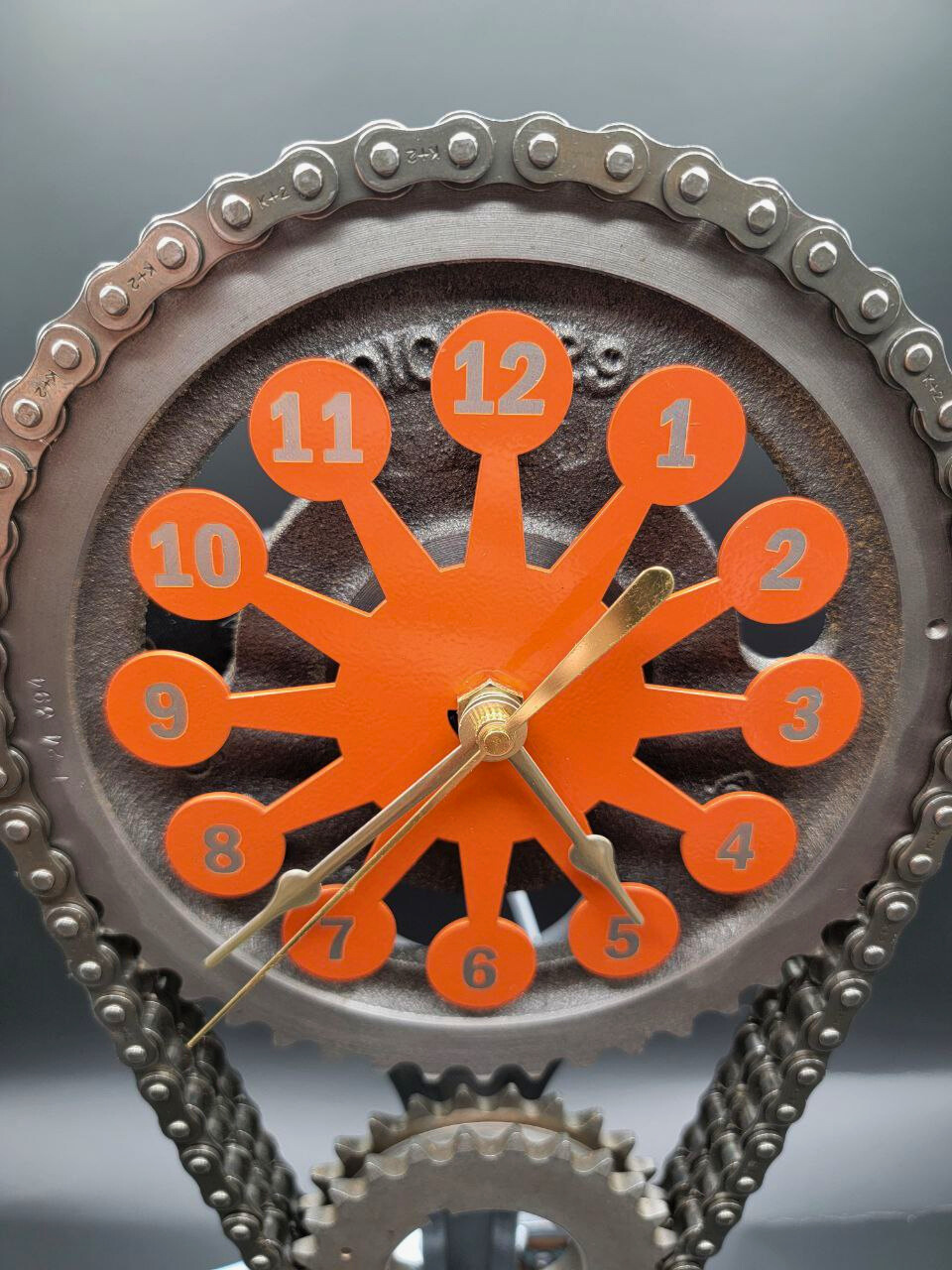 Chevy Big Block Timing Chain Clock, Powder Coated Metal Face, Rotating Gears