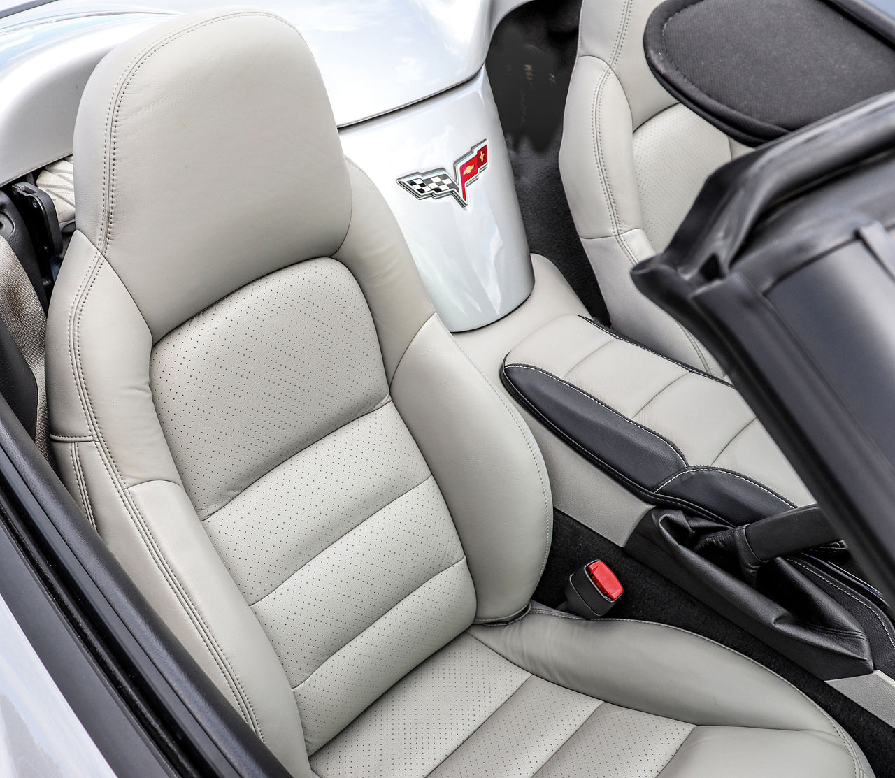 2006-2011 Corvette Leather Standard Seat Covers W/Vinyl Trim - Light Titanium - CA-485799-Corvette-Store-Online