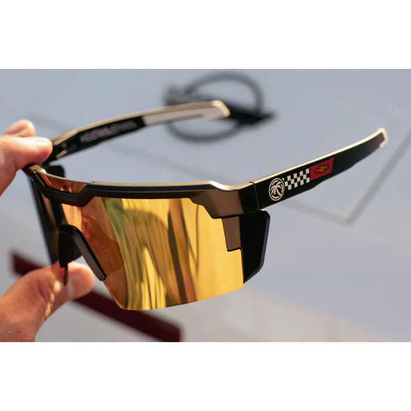 future-tech-sunglasses