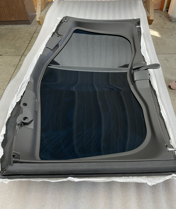 c6-corvette-2005-2013-replacement-blue-transparent-targa-roof-panel-gm-performance-part