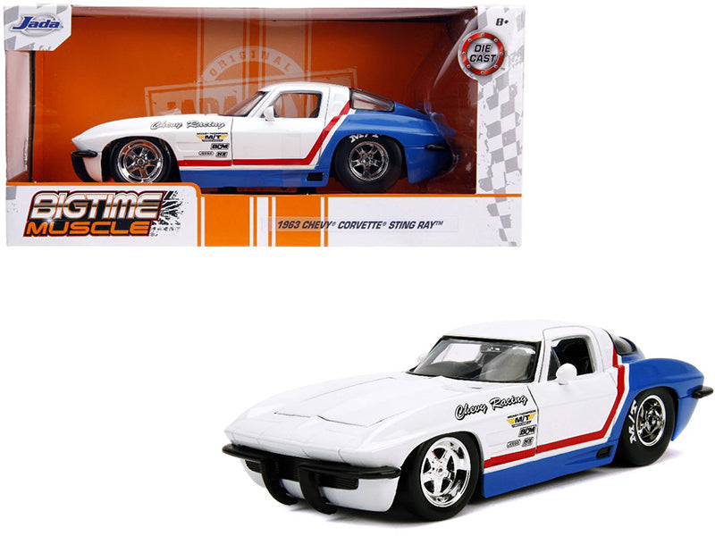 1963-corvette-stingray-white-blue-red-stripe-chevy-racing-1-24-diecast