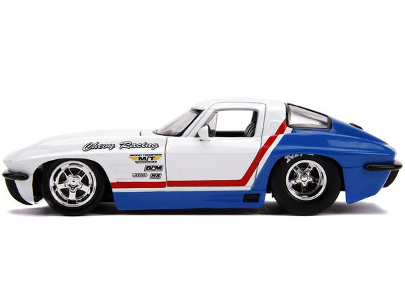 1963-corvette-stingray-white-blue-red-stripe-chevy-racing-1-24-diecast